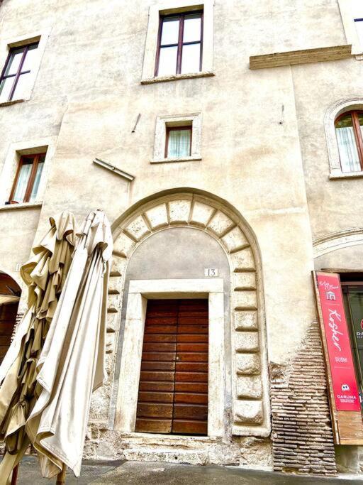 Vacanze Romane Al Portico D'Ottavia Экстерьер фото